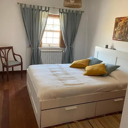Casa Da Azinhaga אלנקר