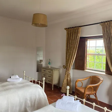 Casa Da Azinhaga Feriehus Alenquer