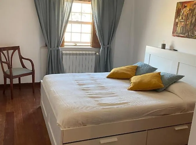 Casa Da Azinhaga אלנקר