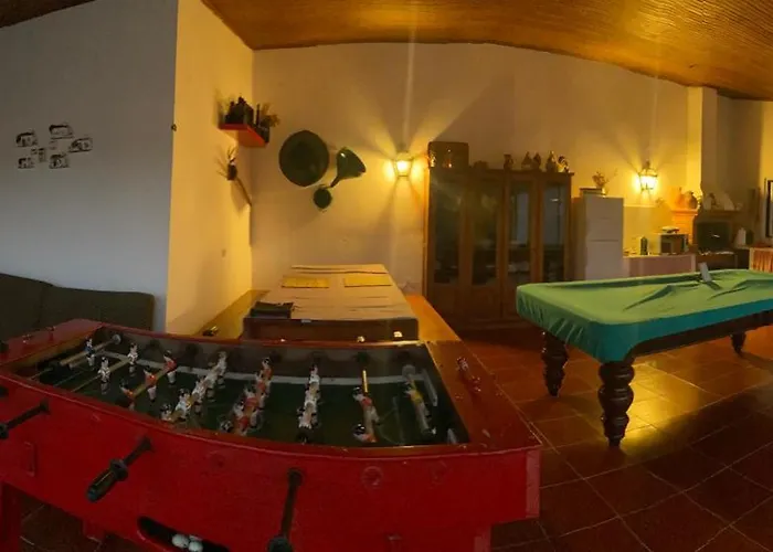 Casa Da Azinhaga אלנקר